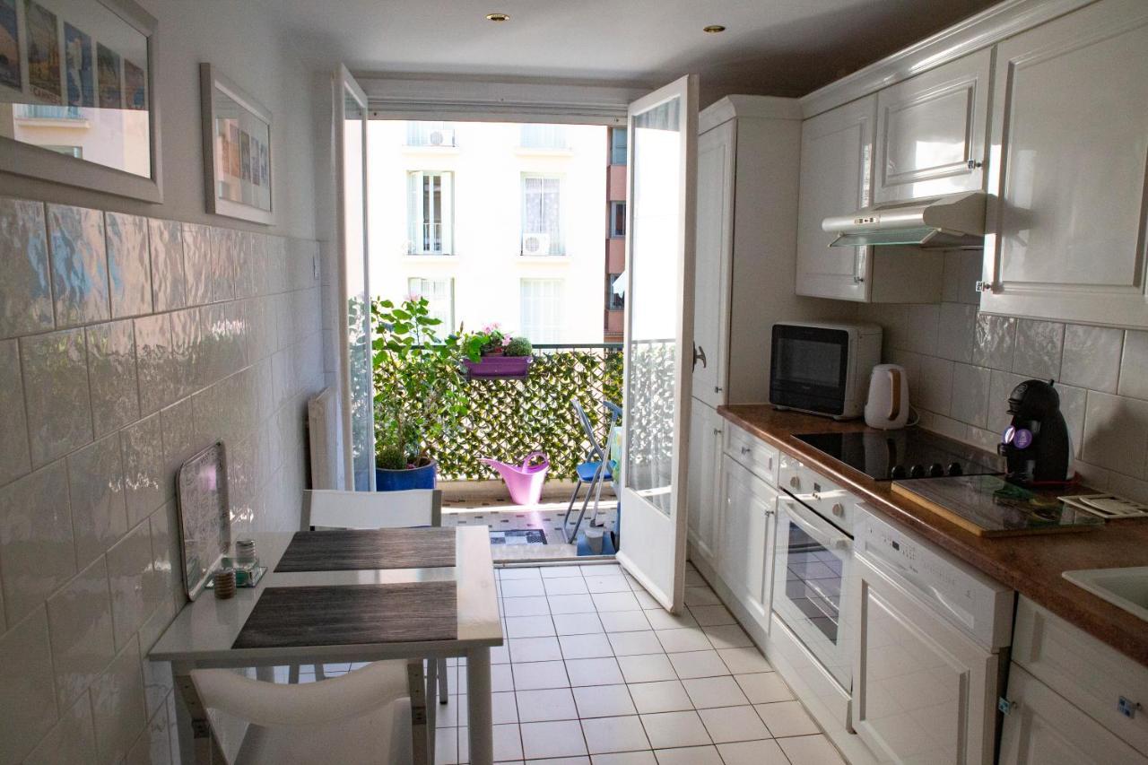 Chill Out Apartment, 2 Mins From Beach Nice Buitenkant foto