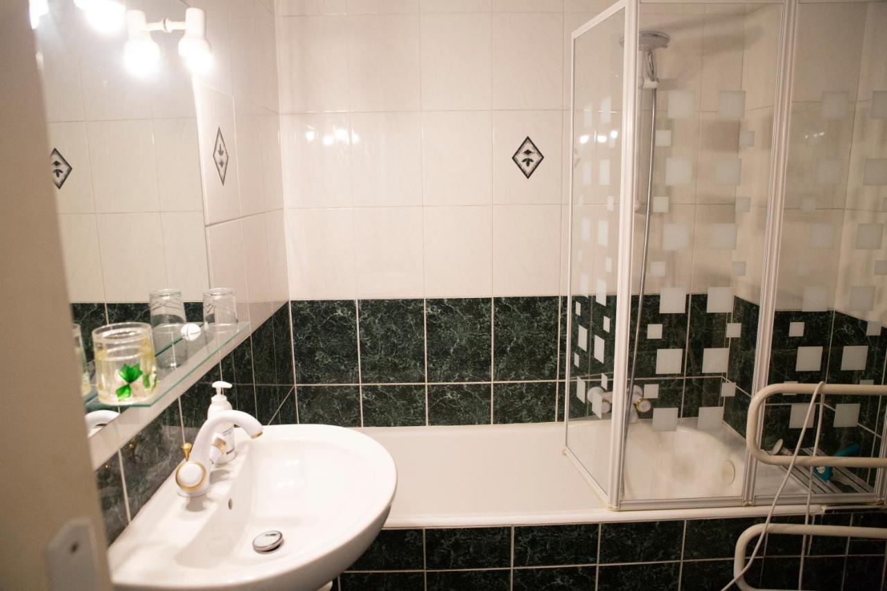 Chill Out Apartment, 2 Mins From Beach Nice Buitenkant foto