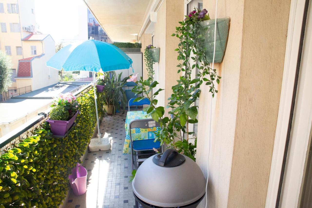 Chill Out Apartment, 2 Mins From Beach Nice Buitenkant foto