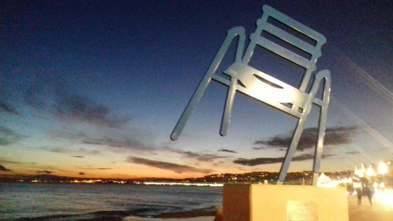 Chill Out Apartment, 2 Mins From Beach Nice Buitenkant foto
